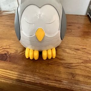 Young living owl diffuser